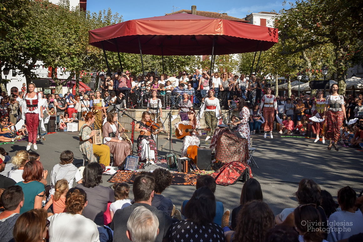Spectacle Hariz Hari<br />ZARENA ZARELAKO<br />St-Jean-de-Luz