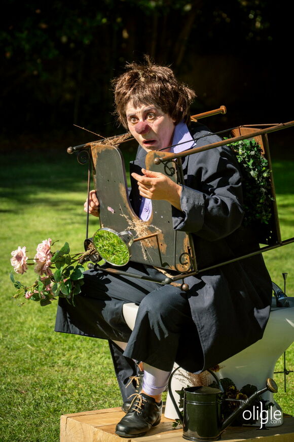 Cie Entre les Gouttes<br />Le bocal<br />au jardin