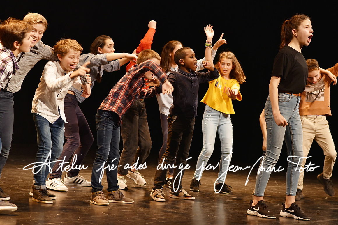SCARAMUCCIA THÉÂTRE<br />Premières scènes 2018-19<br />Ateliers Ados